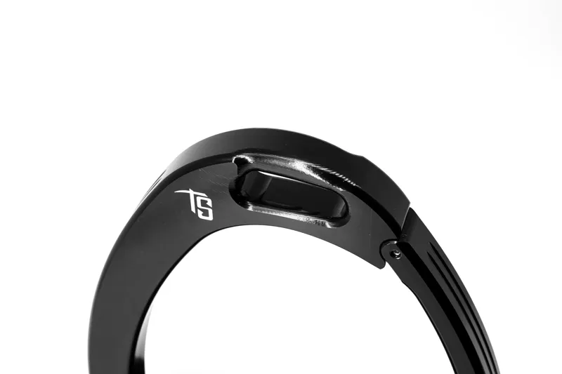 Tech Venice Dressage Sloped Stirrups Black-1